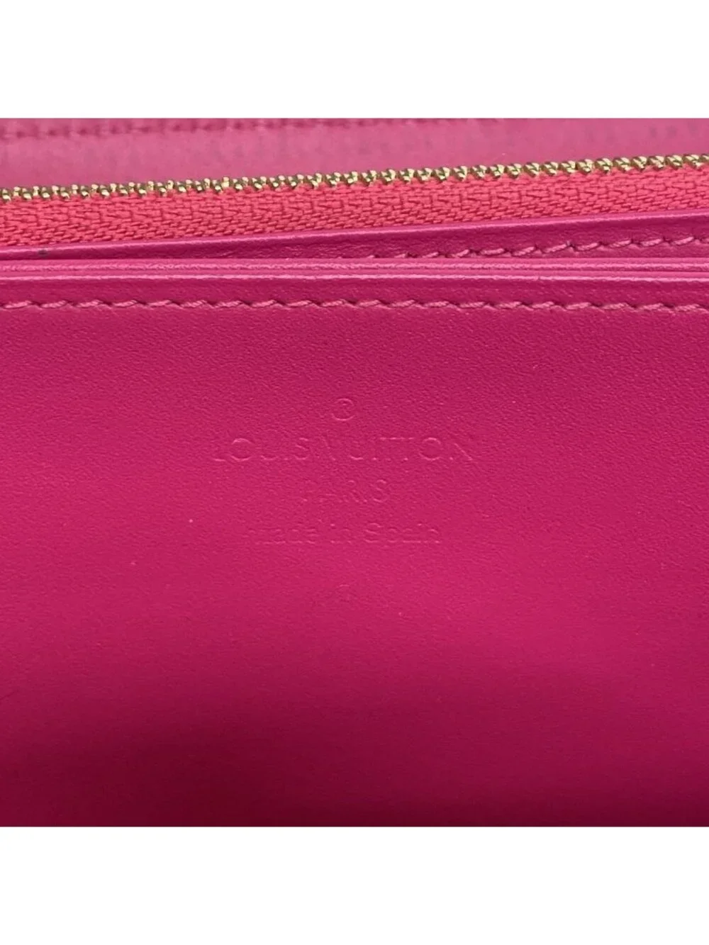 Louis Vuitton Wallet Vernis Zippy Blue Pink